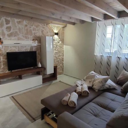 Louis Home Syracuse Esterno foto
